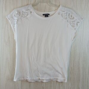 Chelsea & Theodore white lace cap sleeve size small shirt blouse